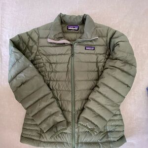 Patagonia Olive Quilted Jacket women’s size M